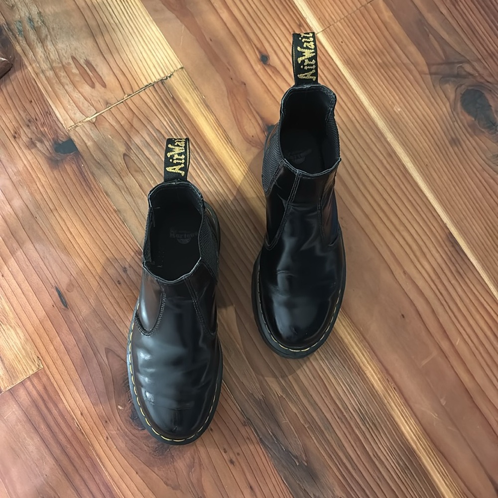 Doc Marten Platform Chelsea Boot - Picture 5 of 6